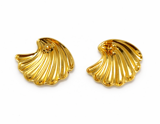 Anti-Tarnish Gold Shell Stud Earrings for Women Waterproof & Hypoallergenic | Textured Seashell Design